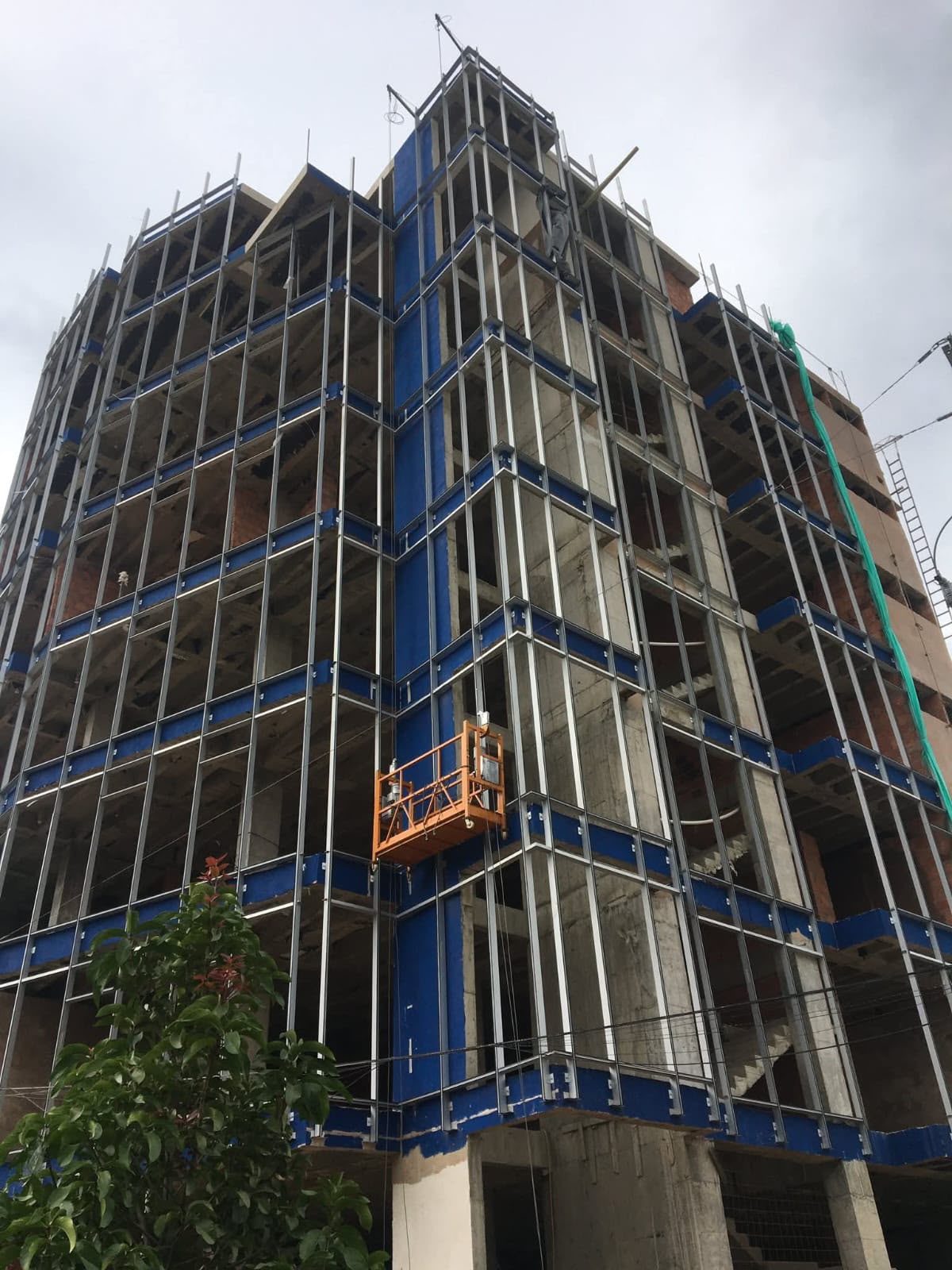 Antes: Montaje de estructura